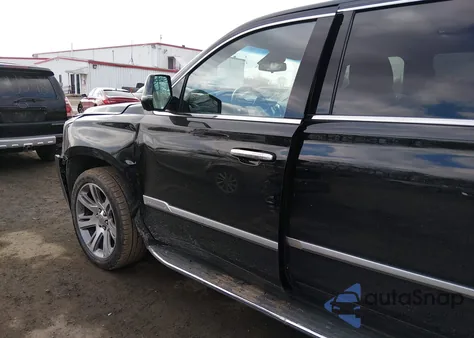 2018 Cadillac Escalade Esv Luxury z USA, uszkodzony, nr VIN 1GYS4HKJ3JR298651